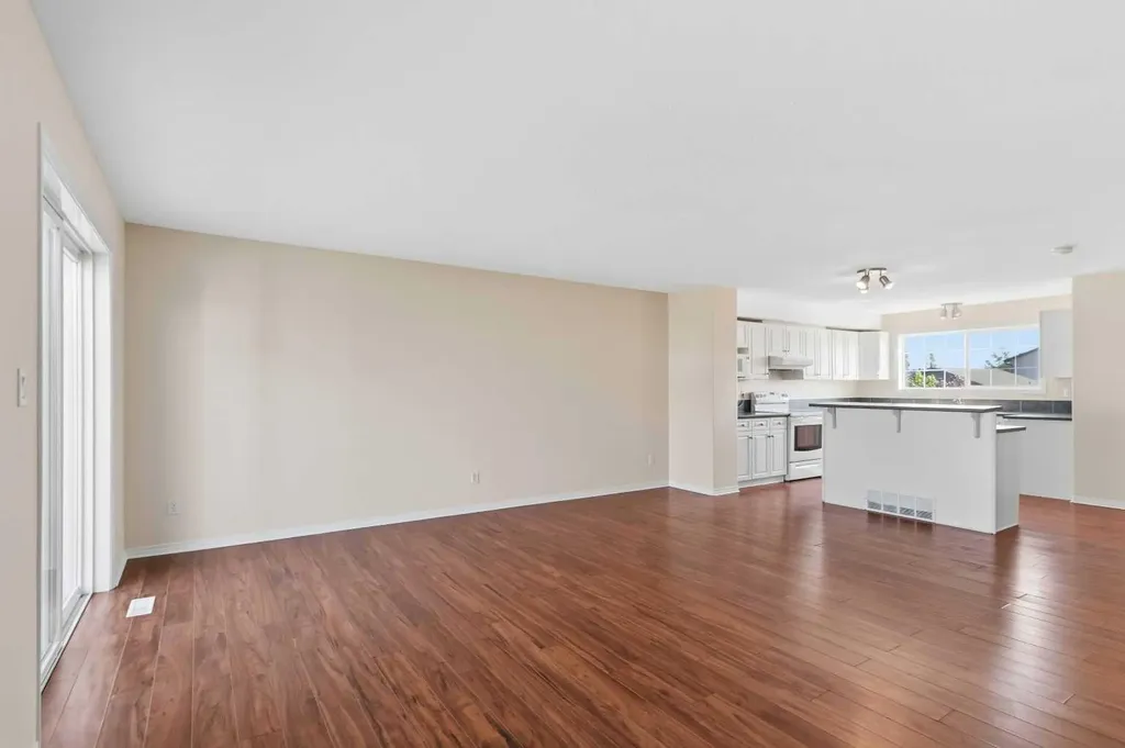 220 Swanson Crescent Fort Mcmurray AB T9K 2V9