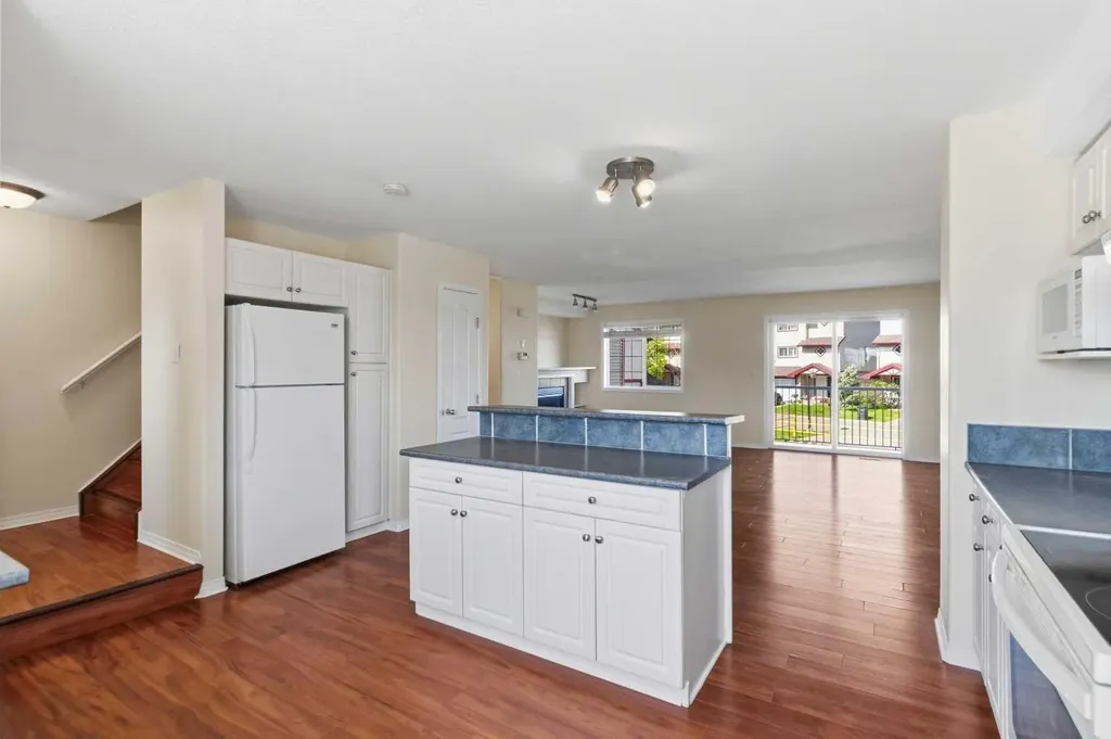 220 Swanson Crescent Fort Mcmurray AB T9K 2V9