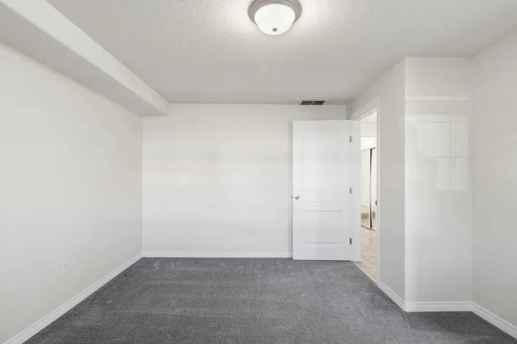 220 Swanson Crescent Fort Mcmurray AB T9K 2V9