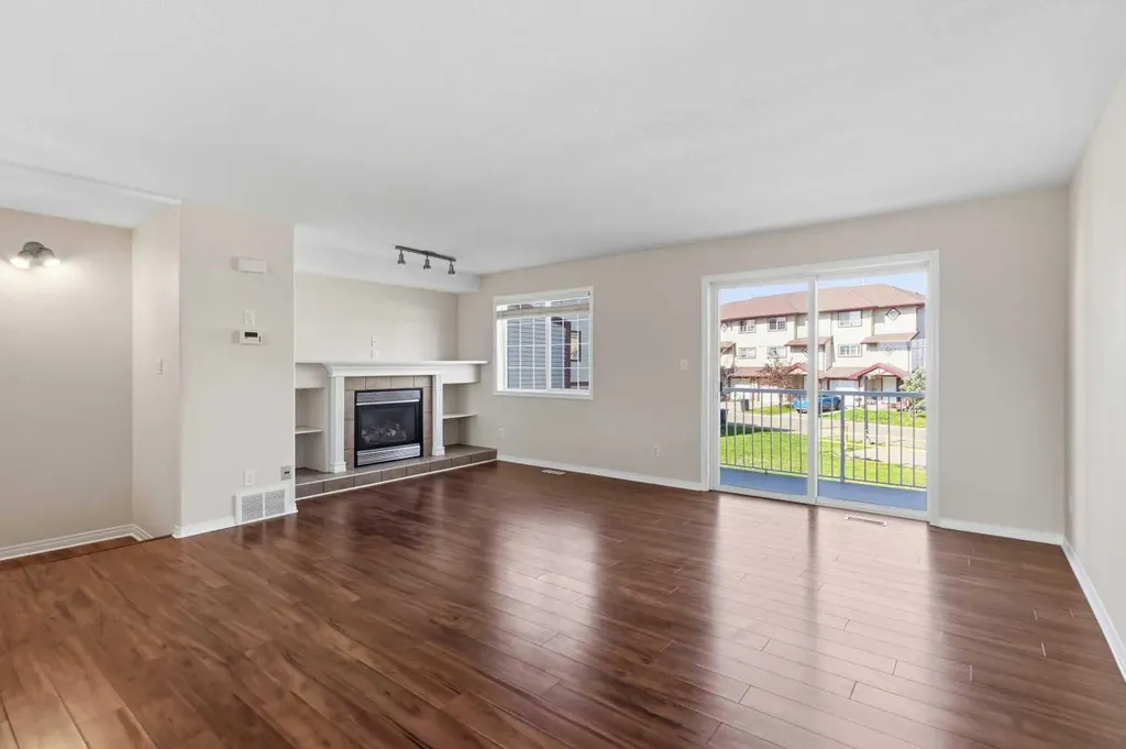 220 Swanson Crescent Fort Mcmurray AB T9K 2V9