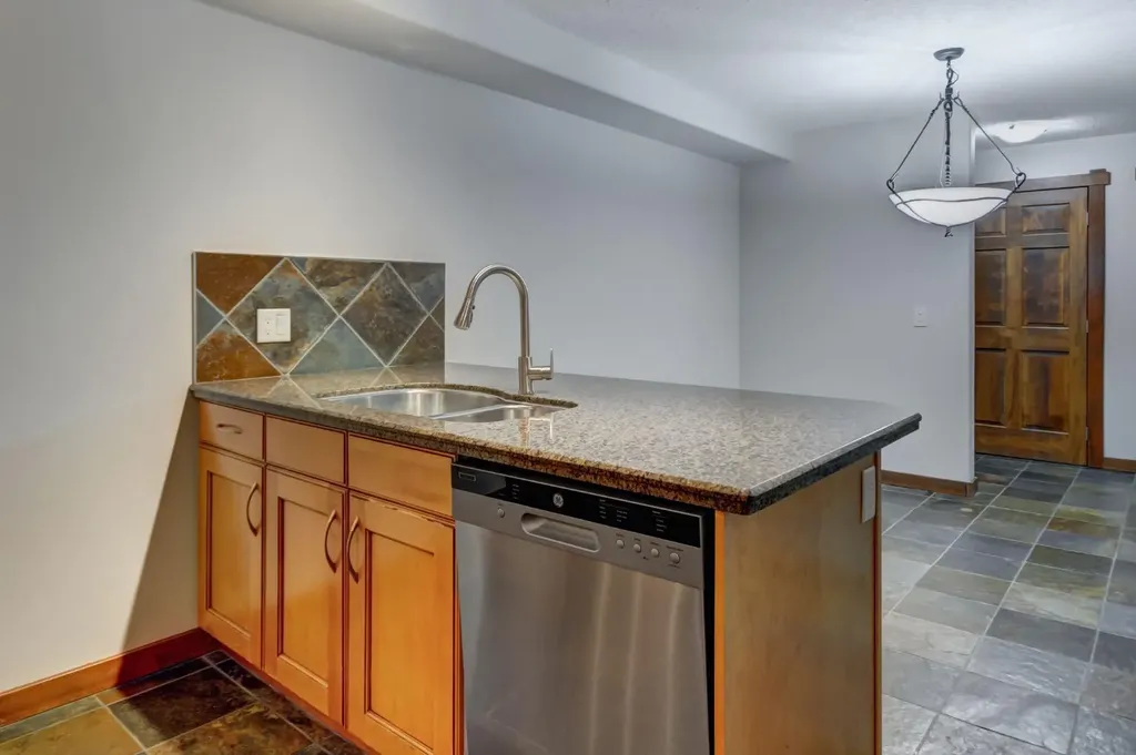 170 Crossbow Place Canmore AB T1W3H4