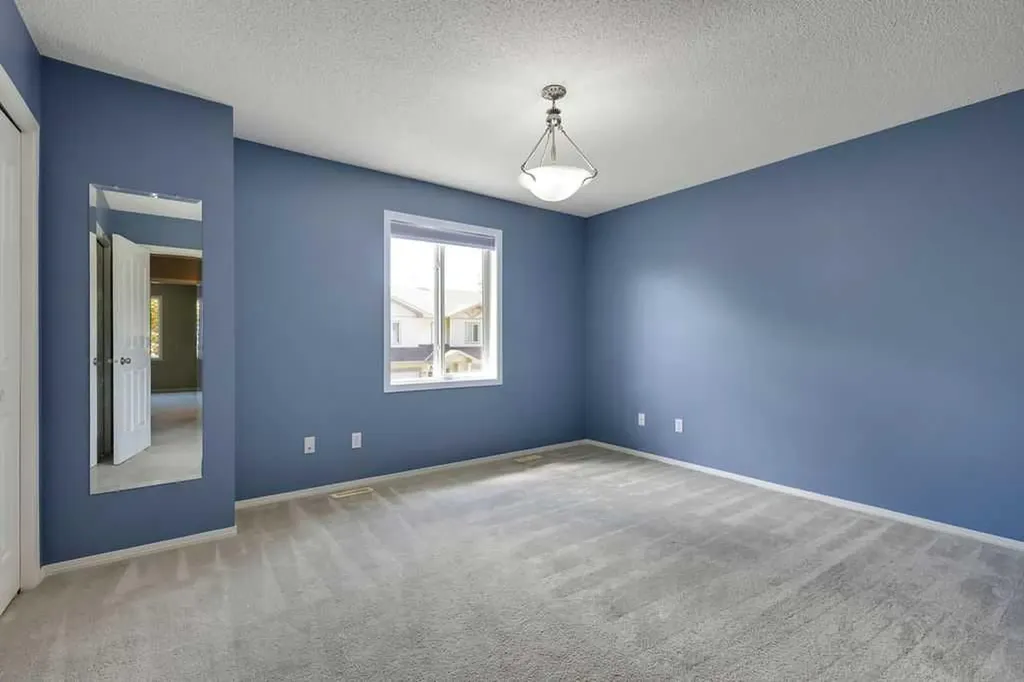 155 Citadel Meadow Gardens NW Calgary AB T3G 5N4
