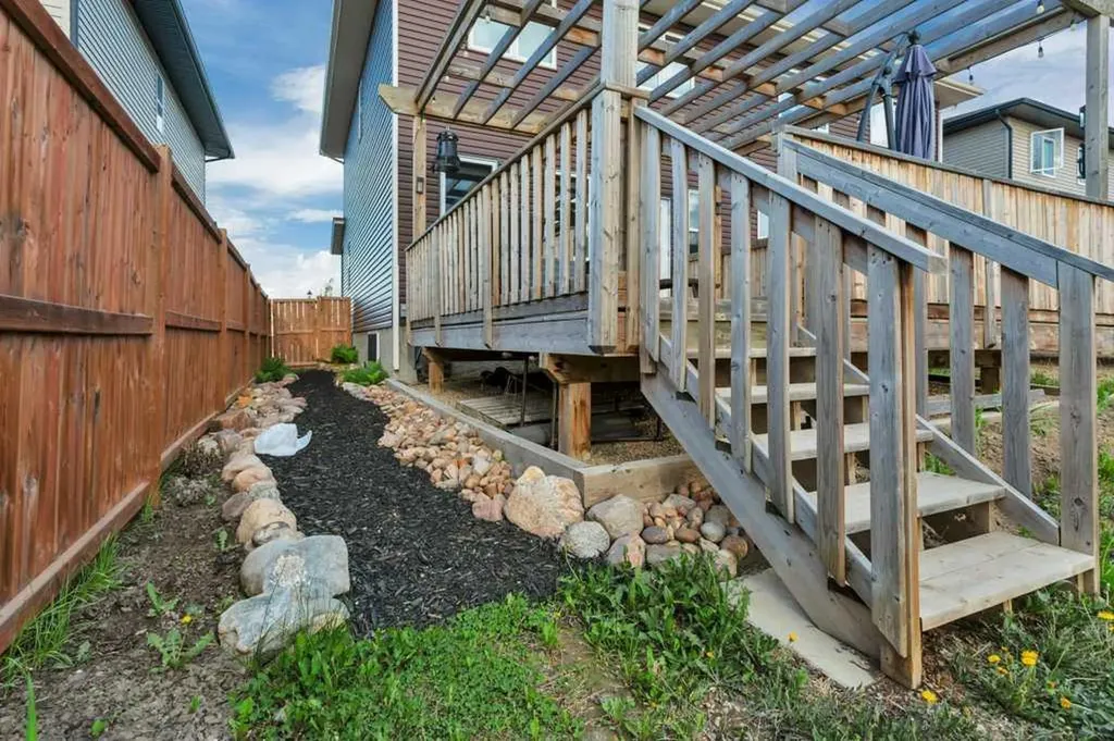 14 Mckay Boulevard Blackfalds AB T0M 0J0