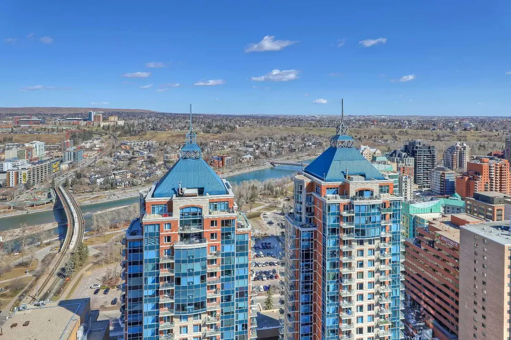 930 6 Avenue SW Calgary AB T2P 1J3