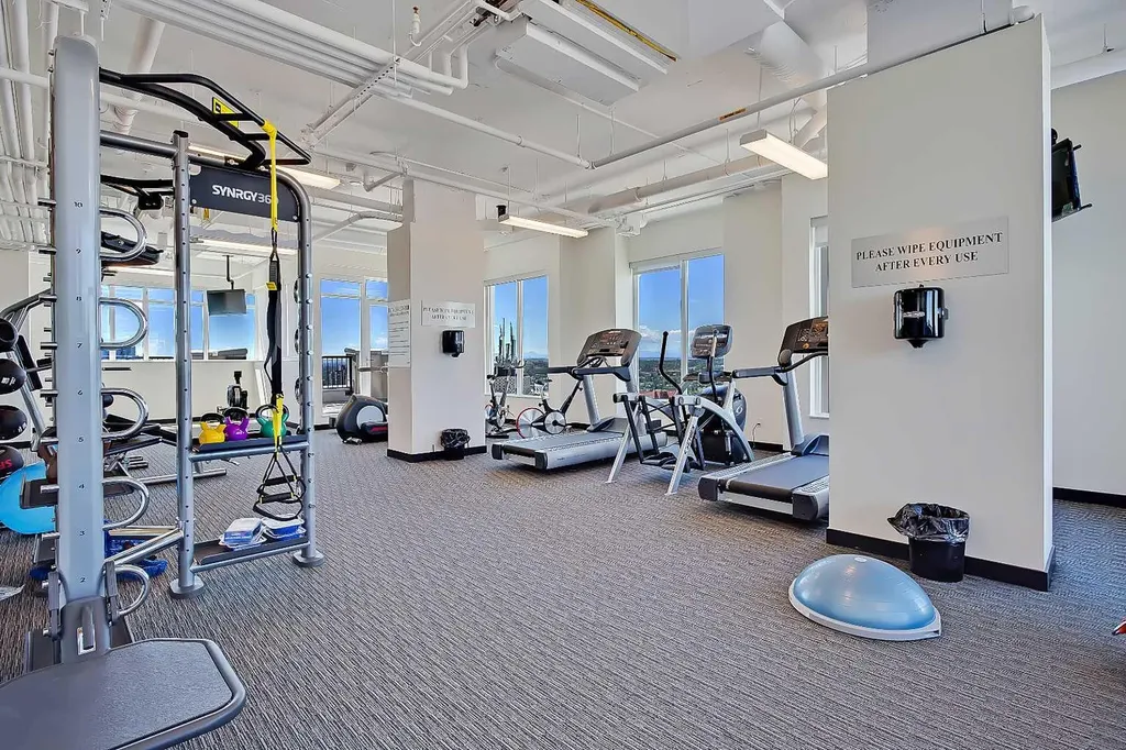 930 6 Avenue SW Calgary AB T2P 1J3