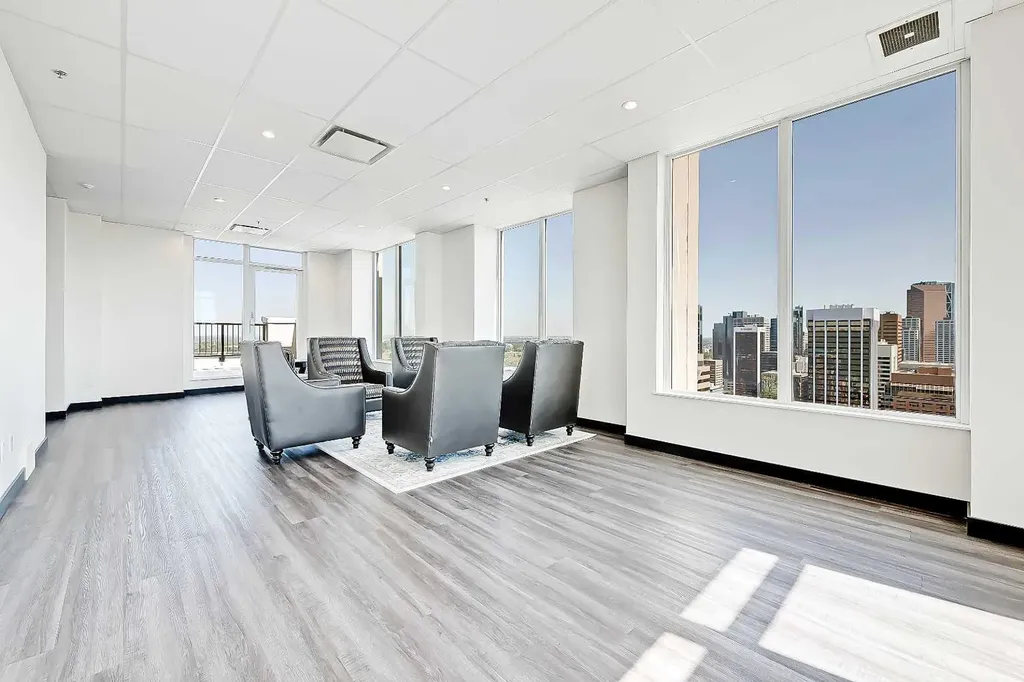 930 6 Avenue SW Calgary AB T2P 1J3