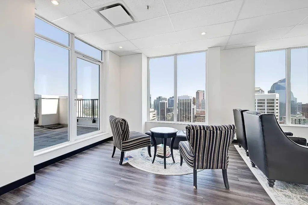 930 6 Avenue SW Calgary AB T2P 1J3