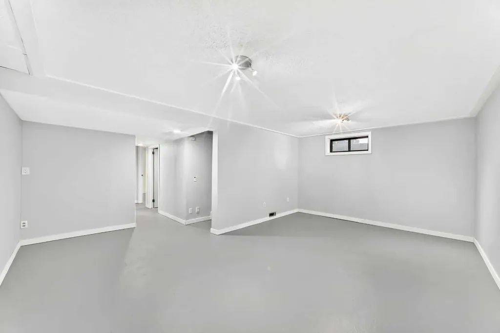 500 Allen Street SE Airdrie AB T4B 1J5