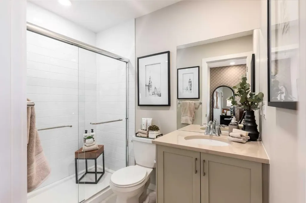 140 Heirloom Street SE Calgary AB T3S 0Y5