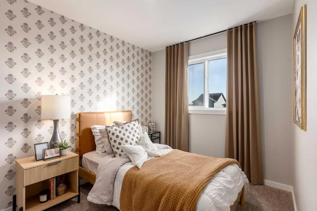 140 Heirloom Street SE Calgary AB T3S 0Y5