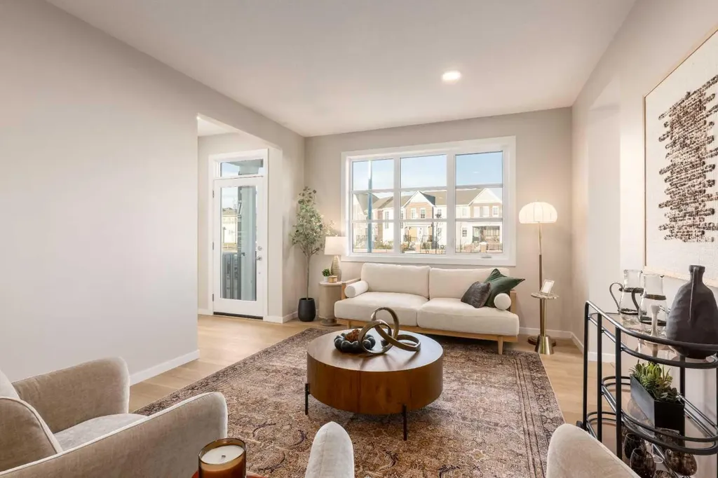 140 Heirloom Street SE Calgary AB T3S 0Y5