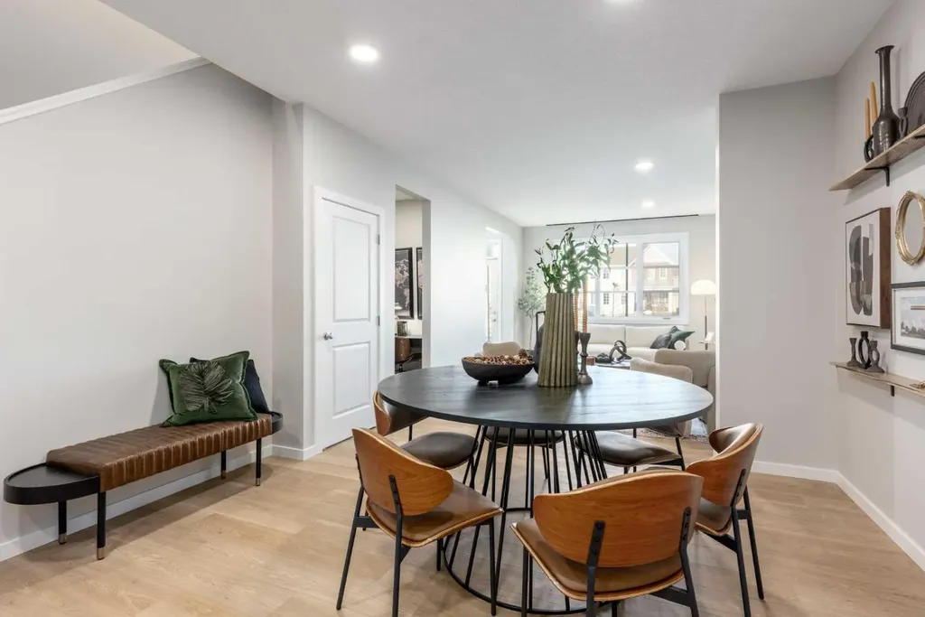 140 Heirloom Street SE Calgary AB T3S 0Y5