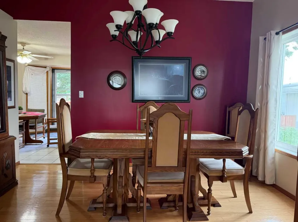 11 Virginia Avenue Whitecourt AB T7S 1H2