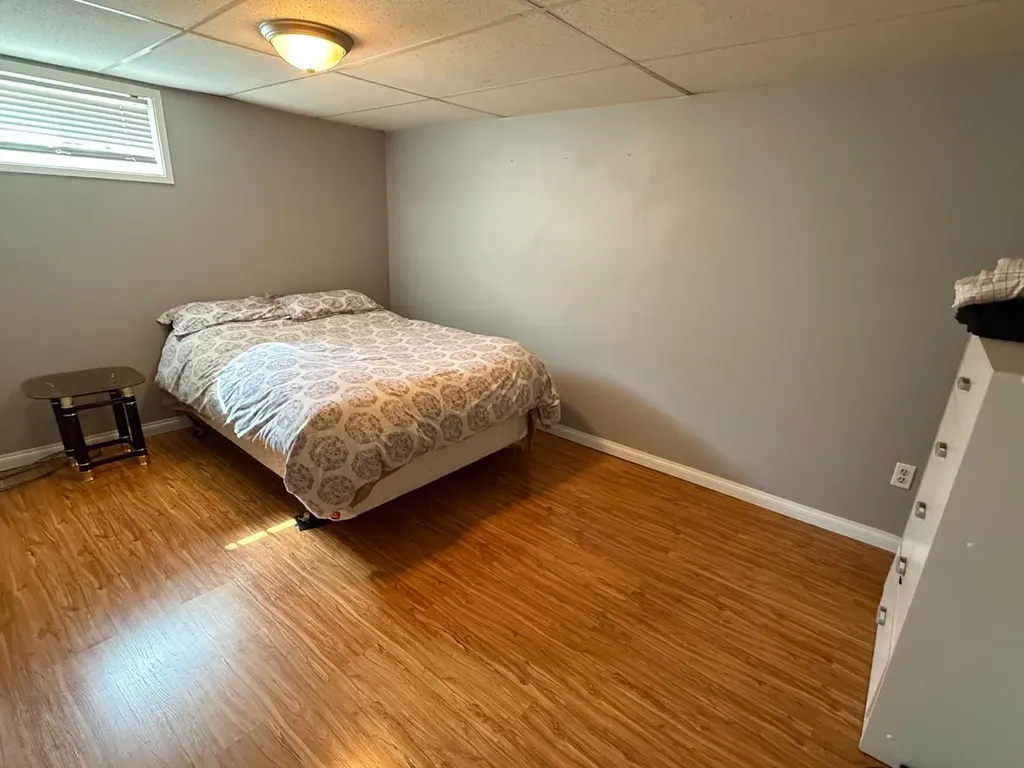11 Virginia Avenue Whitecourt AB T7S 1H2