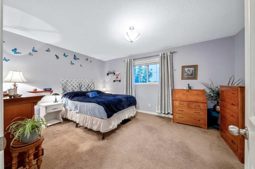 43 Arbours Circle NW Langdon AB T0J 1X2