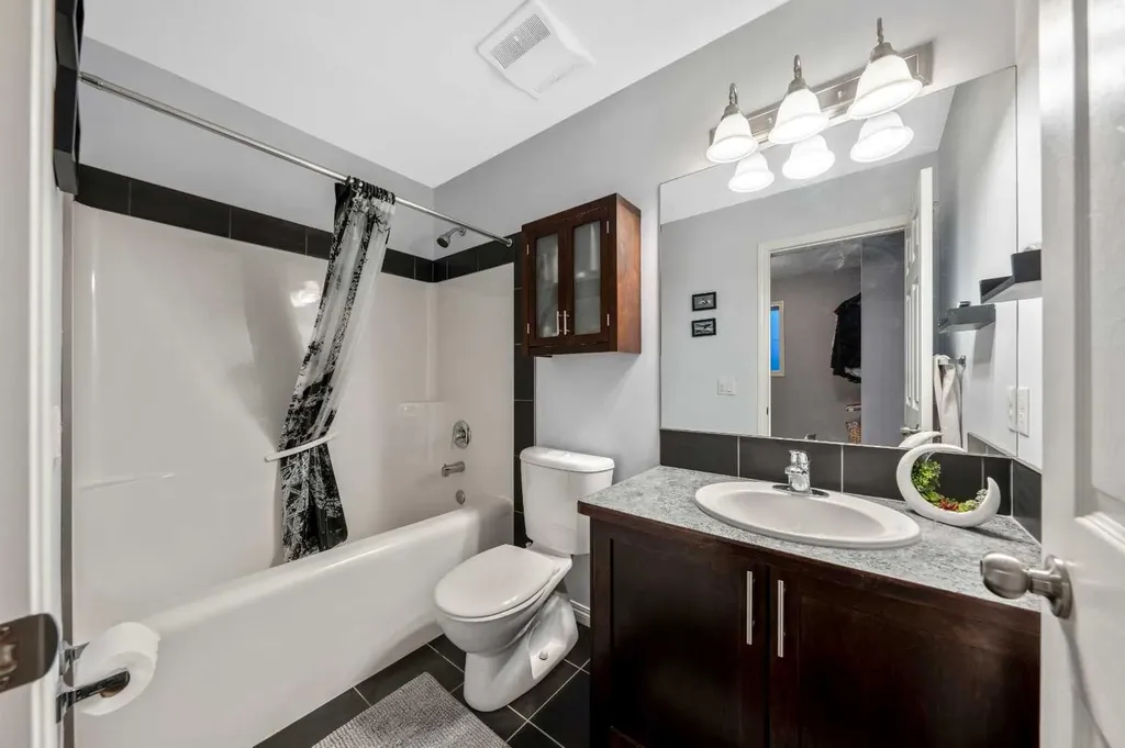 43 Arbours Circle NW Langdon AB T0J 1X2
