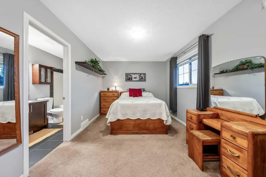 43 Arbours Circle NW Langdon AB T0J 1X2
