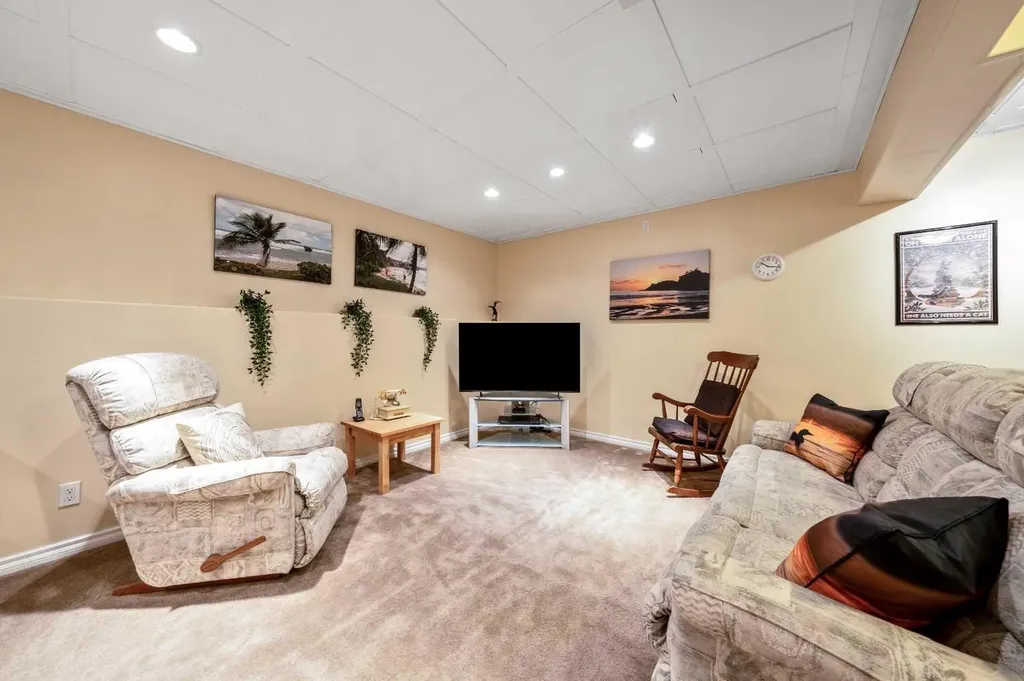 43 Arbours Circle NW Langdon AB T0J 1X2