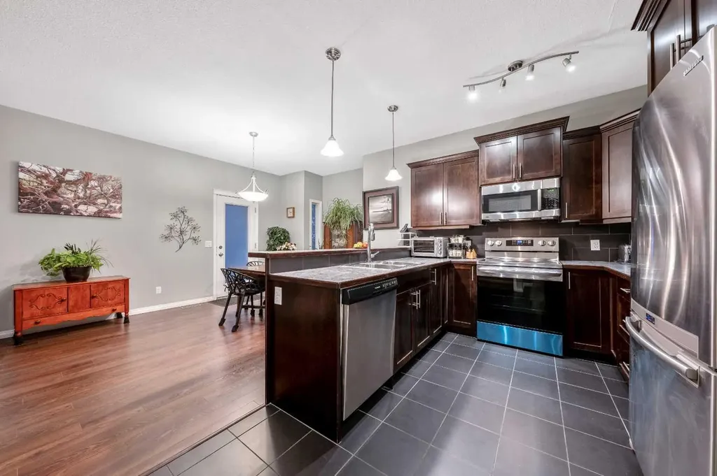 43 Arbours Circle NW Langdon AB T0J 1X2