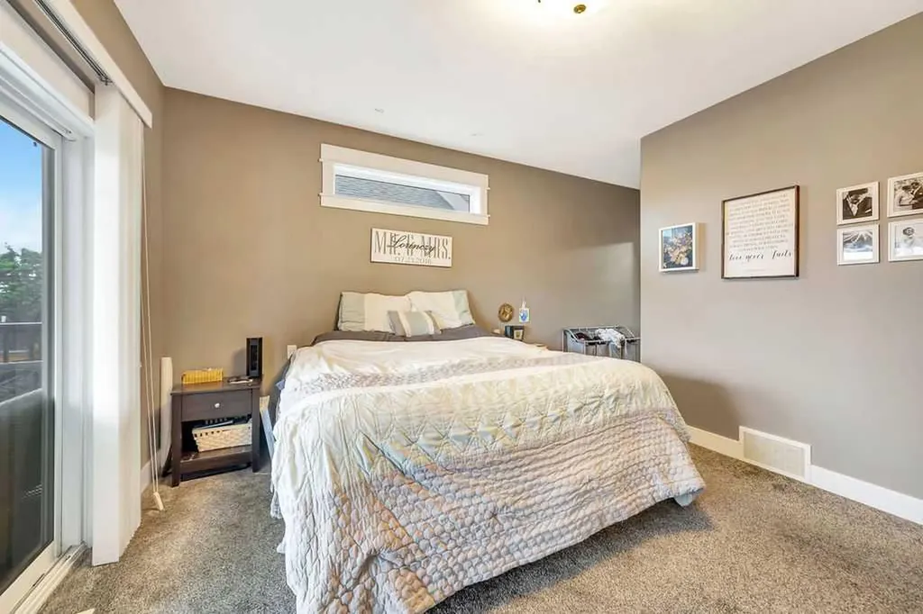 5945 18 Street Lloydminster AB T9V 3P4