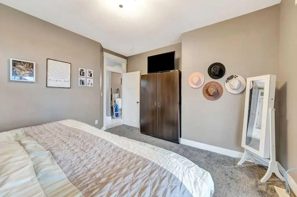 5945 18 Street Lloydminster AB T9V 3P4