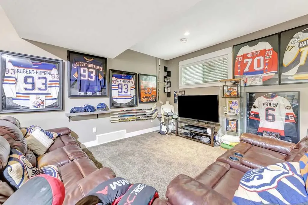 5945 18 Street Lloydminster AB T9V 3P4