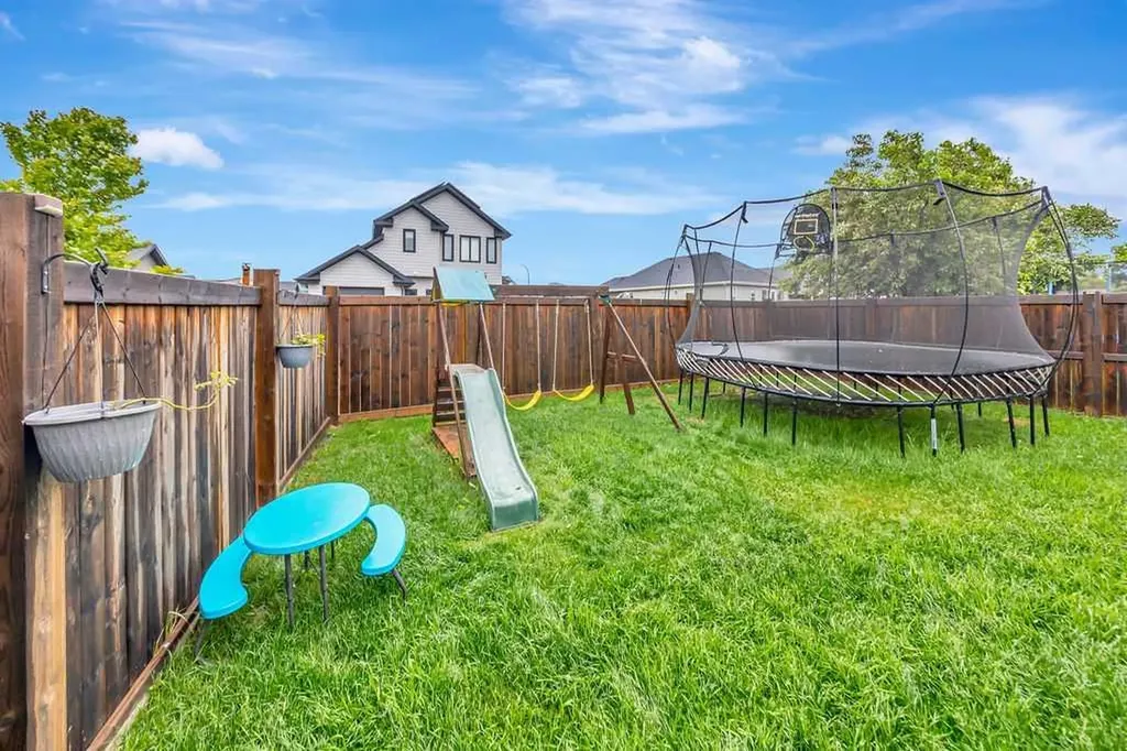 5945 18 Street Lloydminster AB T9V 3P4