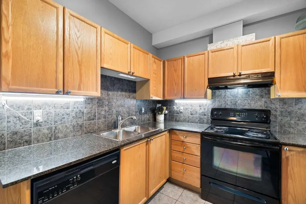 8 Prestwick Pond Terrace SE Calgary AB T2Z 4P3