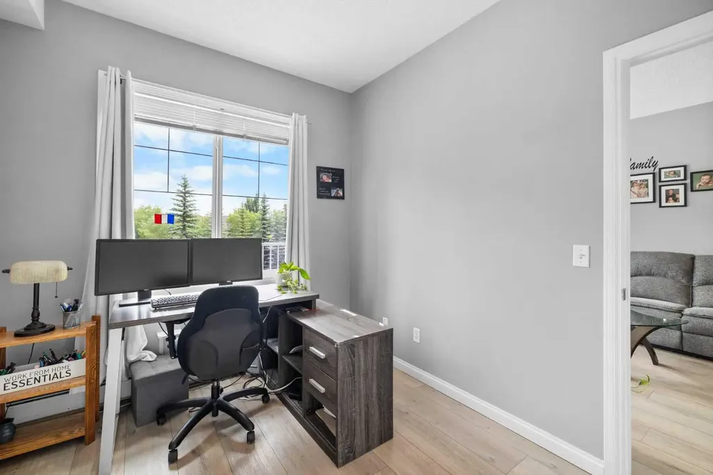 8 Prestwick Pond Terrace SE Calgary AB T2Z 4P3