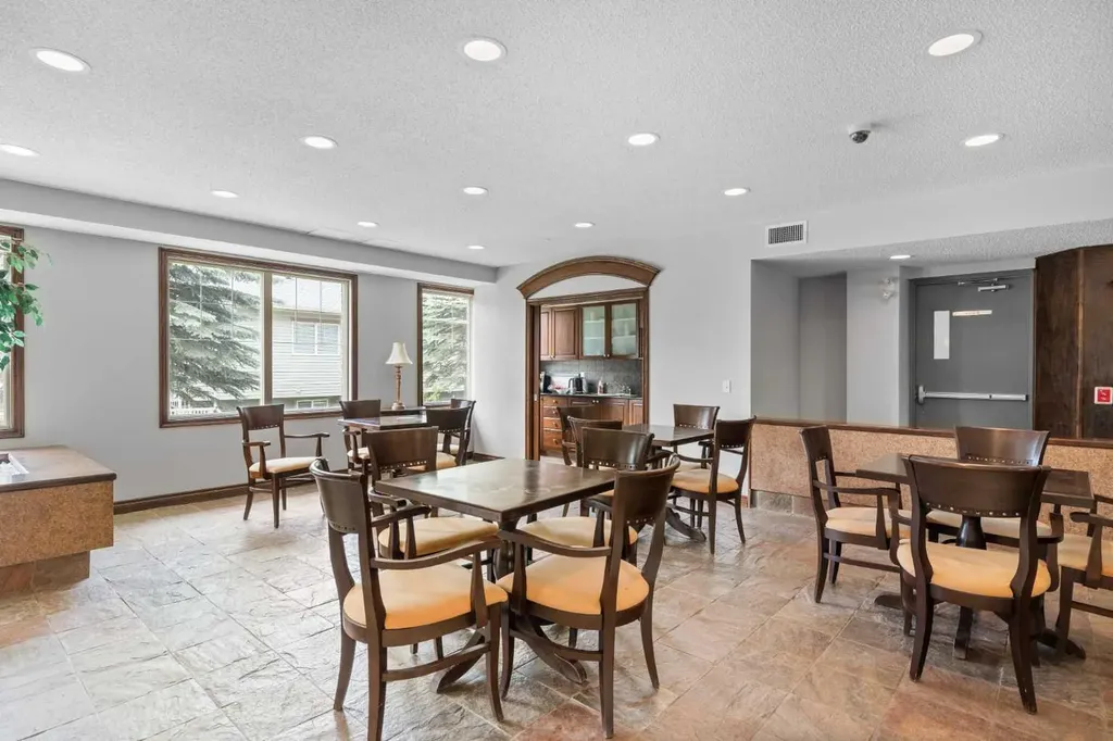 8 Prestwick Pond Terrace SE Calgary AB T2Z 4P3