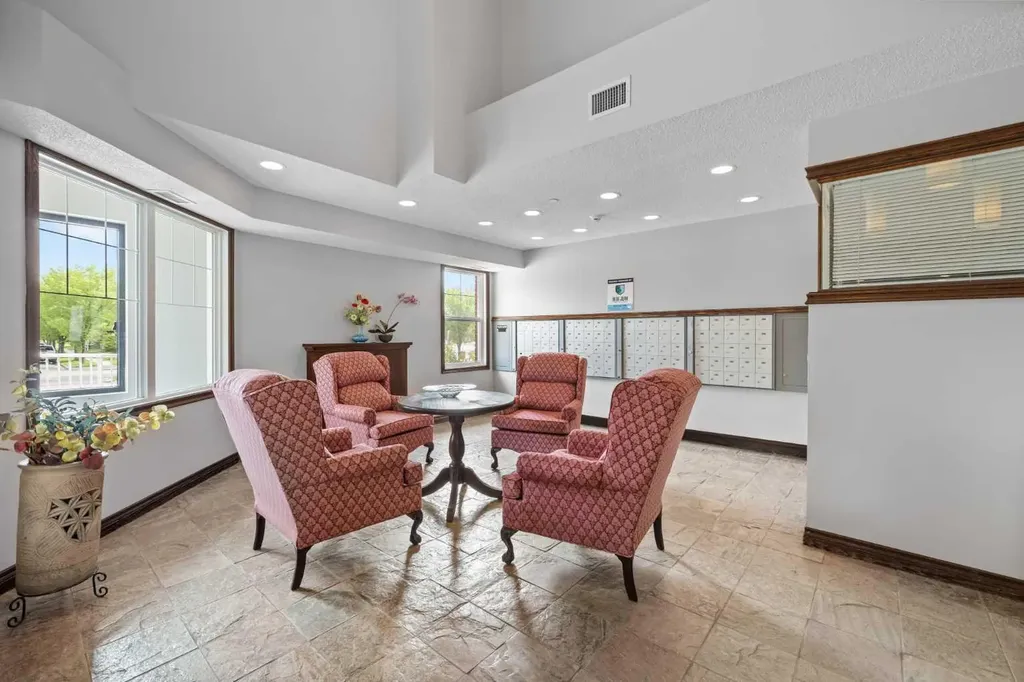 8 Prestwick Pond Terrace SE Calgary AB T2Z 4P3