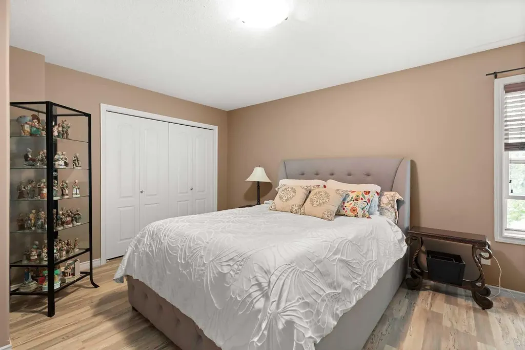 85 Vista Road SE Medicine Hat AB T1B0A3