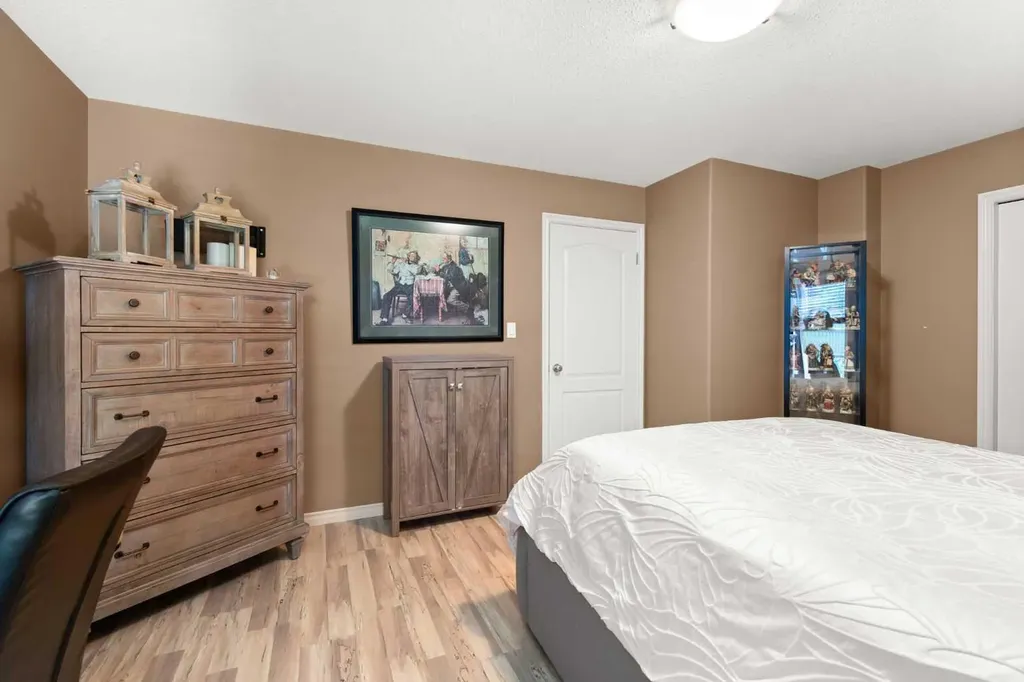 85 Vista Road SE Medicine Hat AB T1B0A3