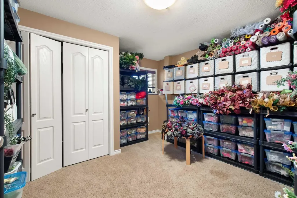 85 Vista Road SE Medicine Hat AB T1B0A3