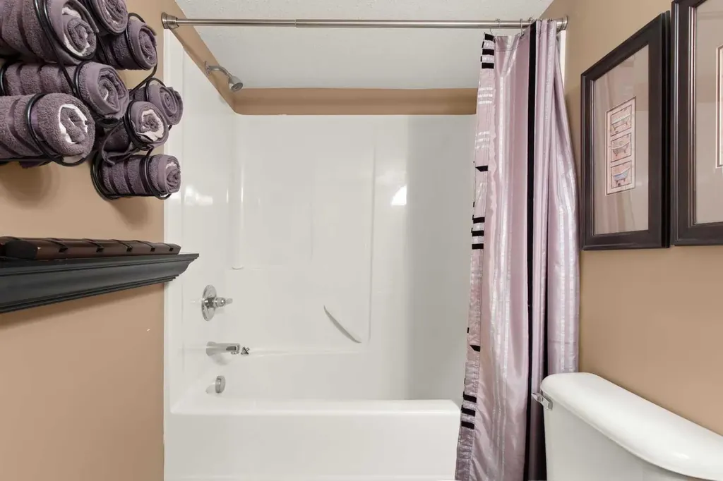 85 Vista Road SE Medicine Hat AB T1B0A3