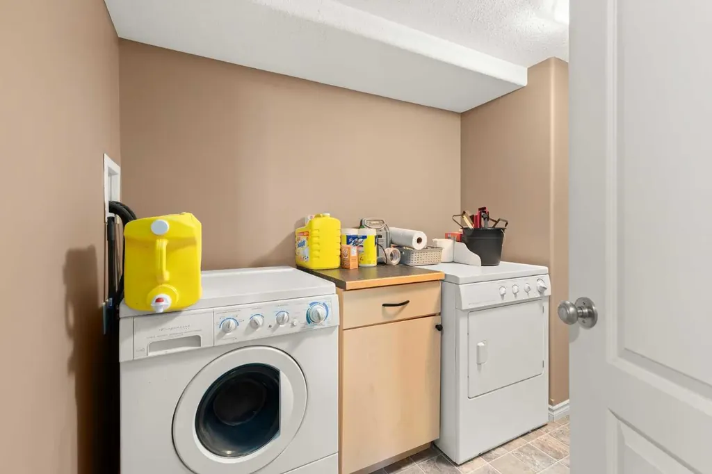 85 Vista Road SE Medicine Hat AB T1B0A3