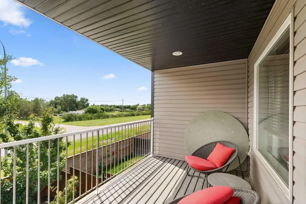 85 Vista Road SE Medicine Hat AB T1B0A3