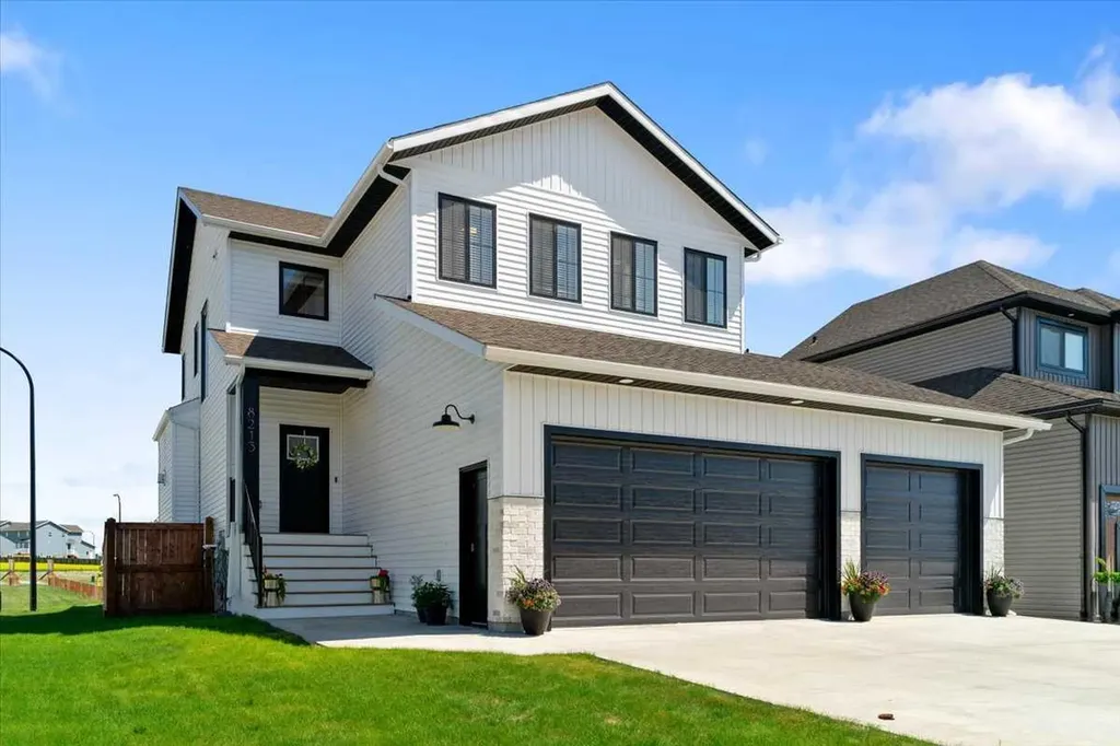8213 121 Street Grande Prairie AB T8W 0M7