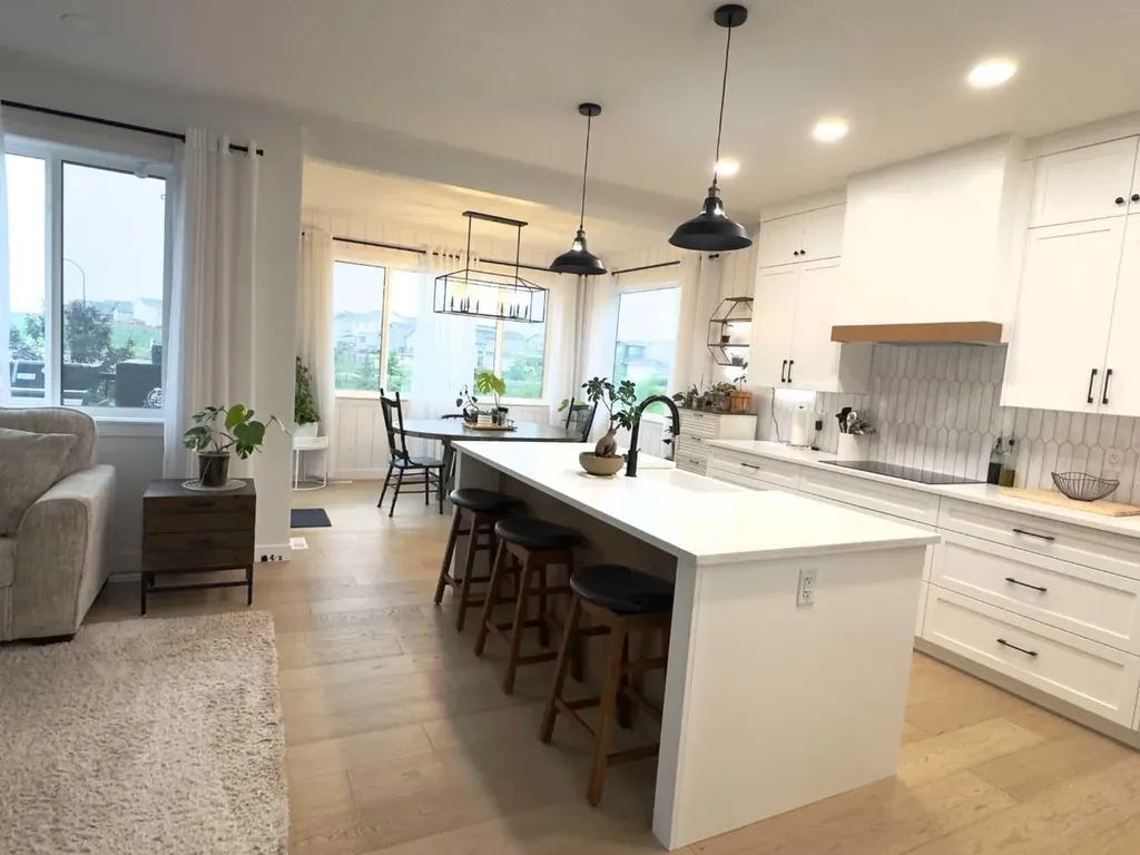8213 121 Street Grande Prairie AB T8W 0M7