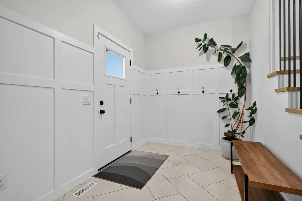 8213 121 Street Grande Prairie AB T8W 0M7
