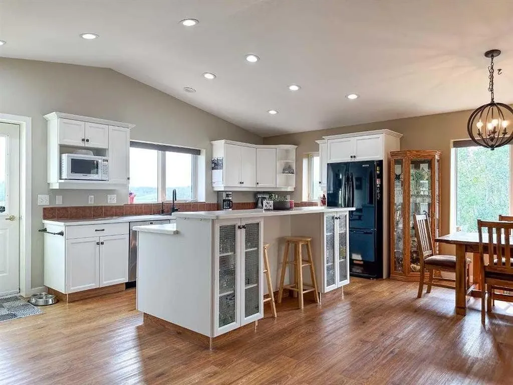 38221 Range Road 242 Rural Lacombe County AB T0C 0Y0