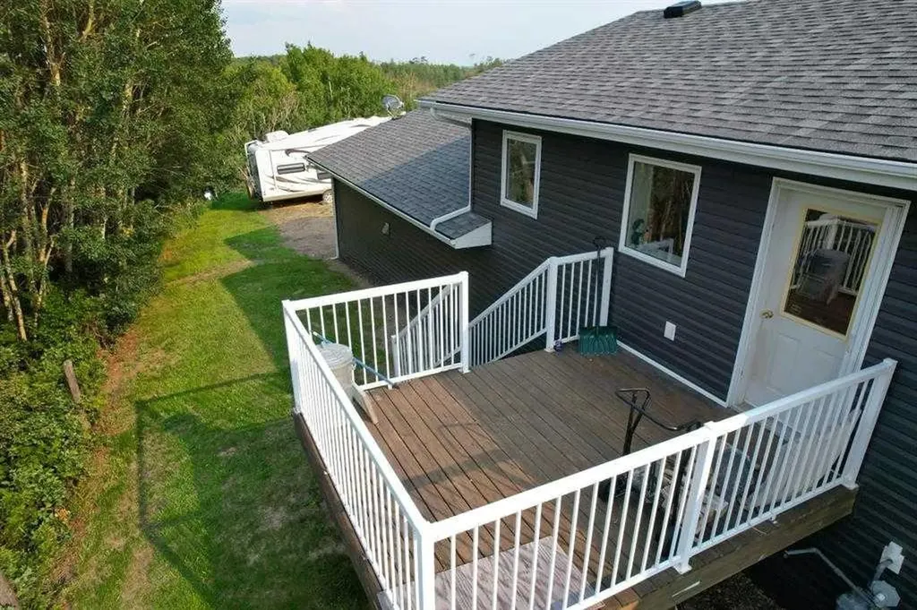 38221 Range Road 242 Rural Lacombe County AB T0C 0Y0