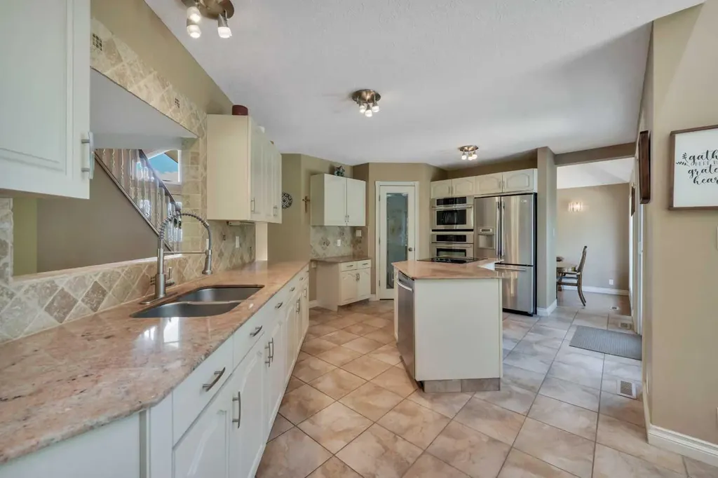 28364 Township Road 384 Rural Red Deer County AB T4S 2B5