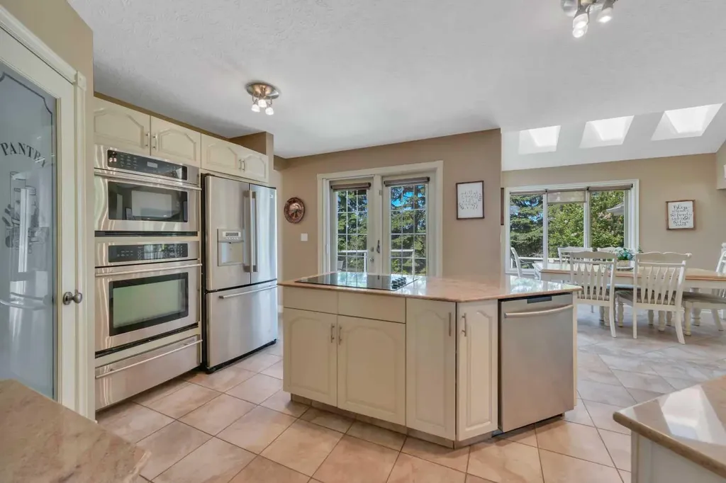 28364 Township Road 384 Rural Red Deer County AB T4S 2B5