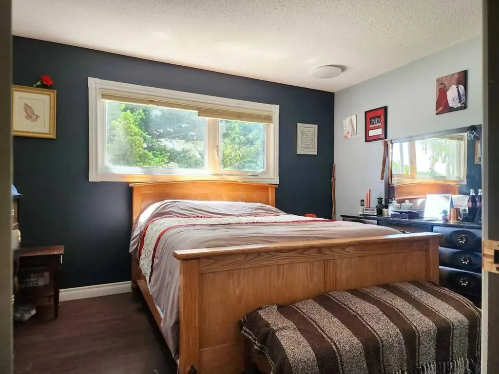 667 21st Street Fort Macleod AB T0L 0Z0
