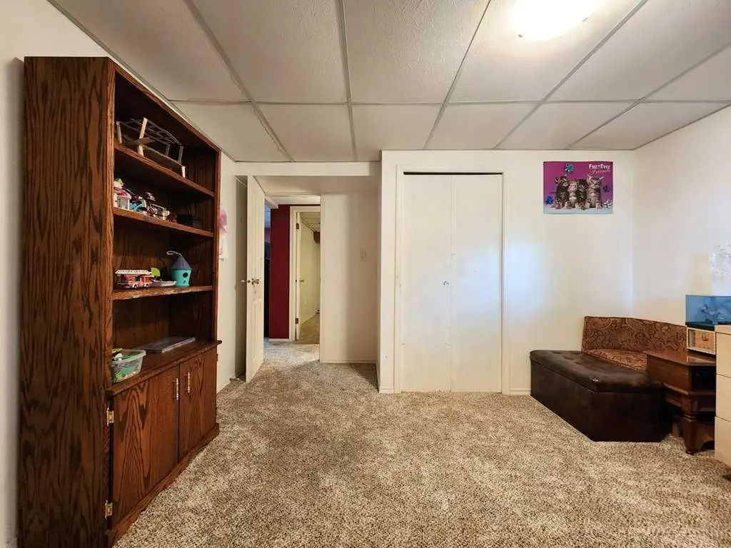 667 21st Street Fort Macleod AB T0L 0Z0