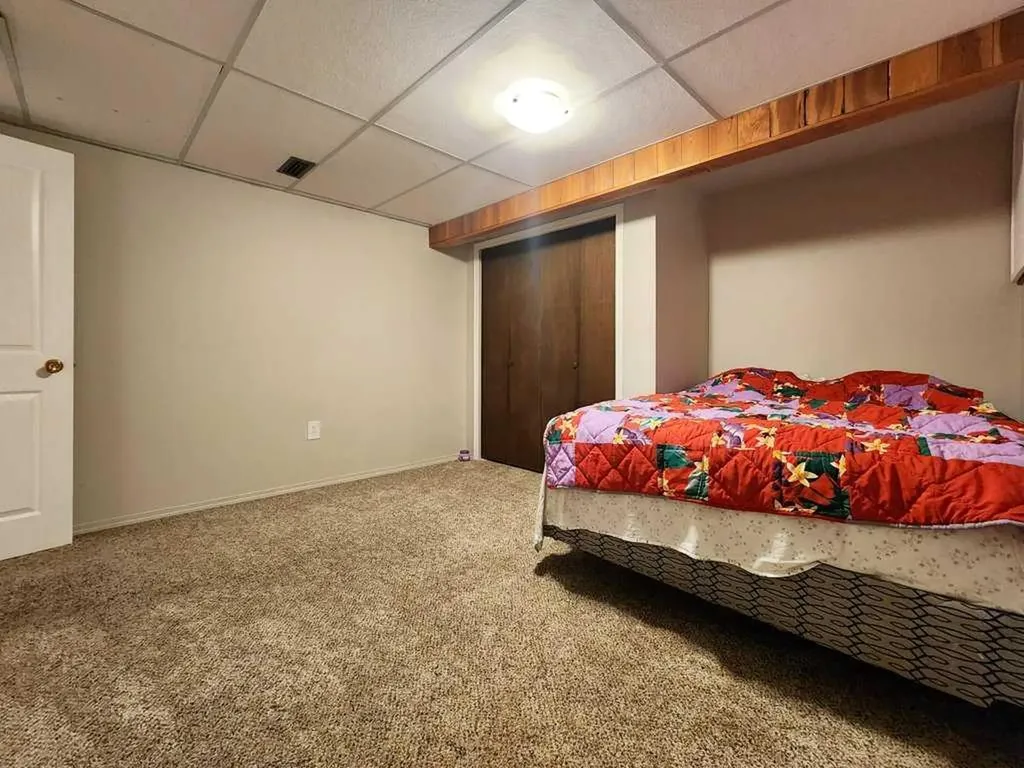 667 21st Street Fort Macleod AB T0L 0Z0