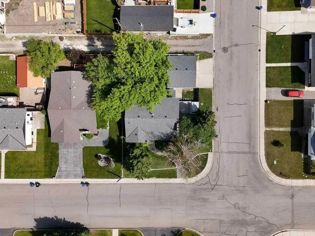 667 21st Street Fort Macleod AB T0L 0Z0