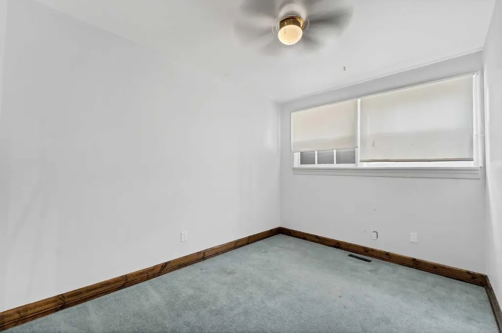315 2 Street NW Redcliff AB T0J 2P0
