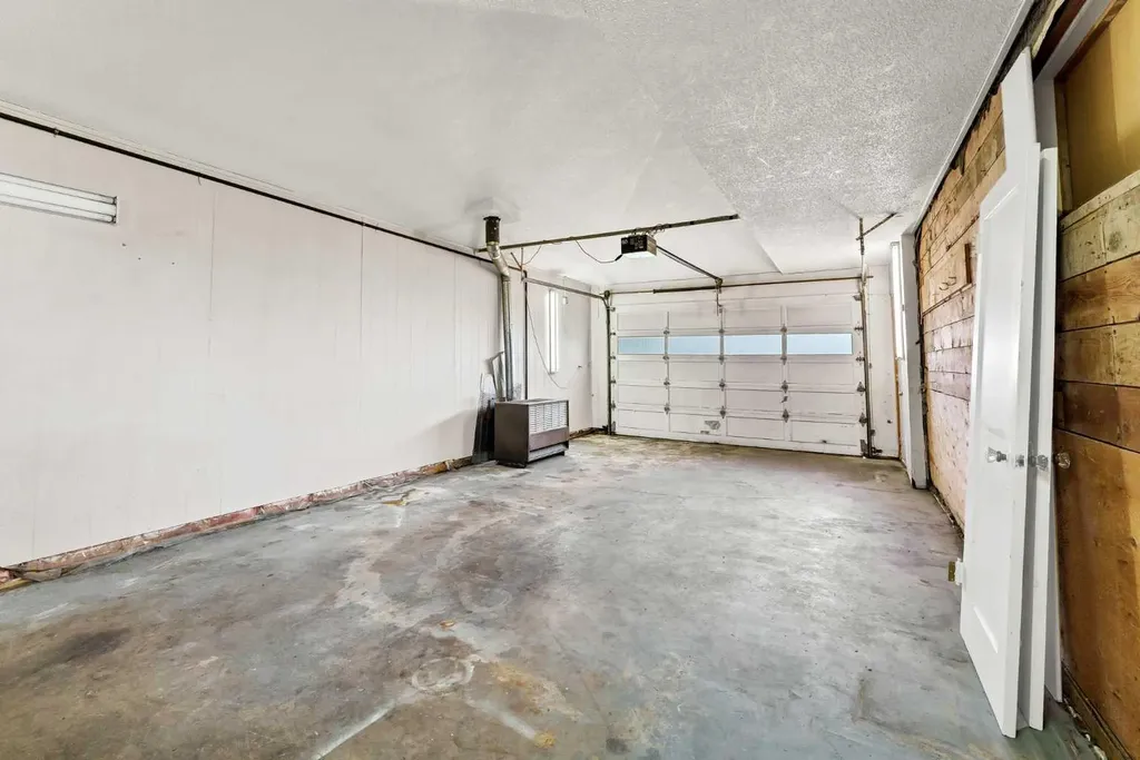 315 2 Street NW Redcliff AB T0J 2P0